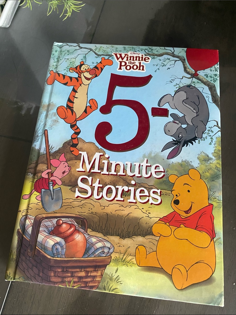 NEW🌈 Disney Winnie the Pooh 5 Minute  Stories Book gifts